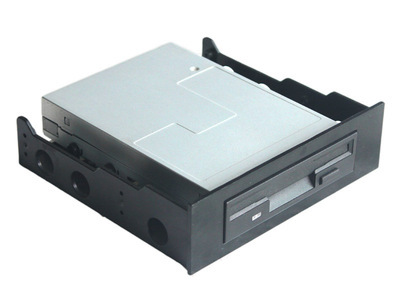 品質(zhì)升級(jí)，存儲(chǔ)無(wú)憂——探秘東莞市常平展欣電子銷(xiāo)售部的5.25寸光驅(qū)位塑膠硬盤(pán)轉(zhuǎn)接支架